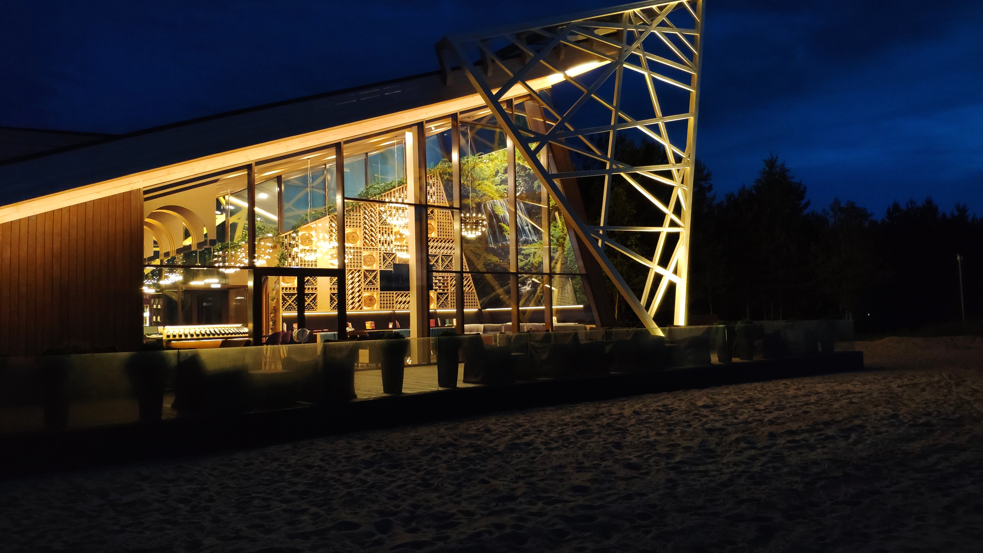 Точка на карте — фасад